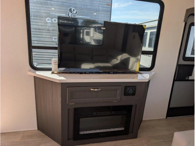 Coachmen Catalina 42condo 2027 alt