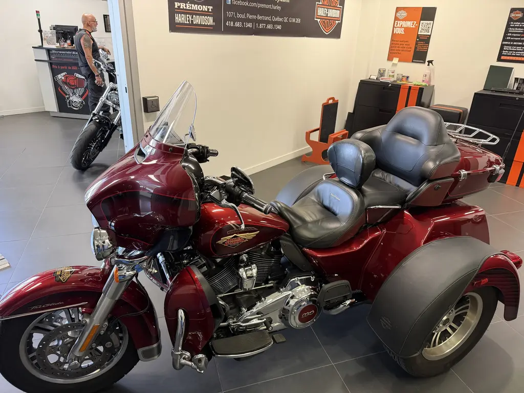 2023 Harley-Davidson Tri Glide UltraFLHTCUTGANV