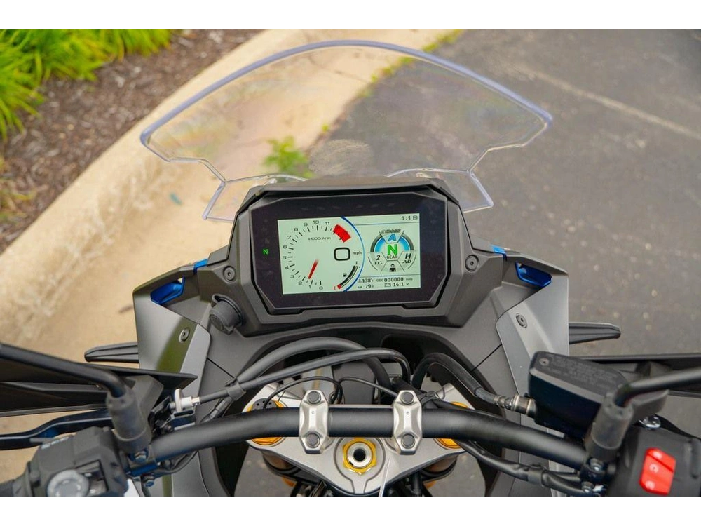 2026 Suzuki Gsx-s1000gx+ alt