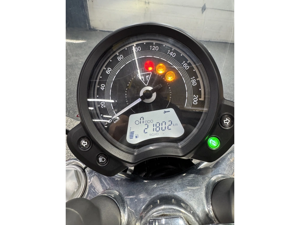 Triumph Bonneville Speedmast 2019 alt