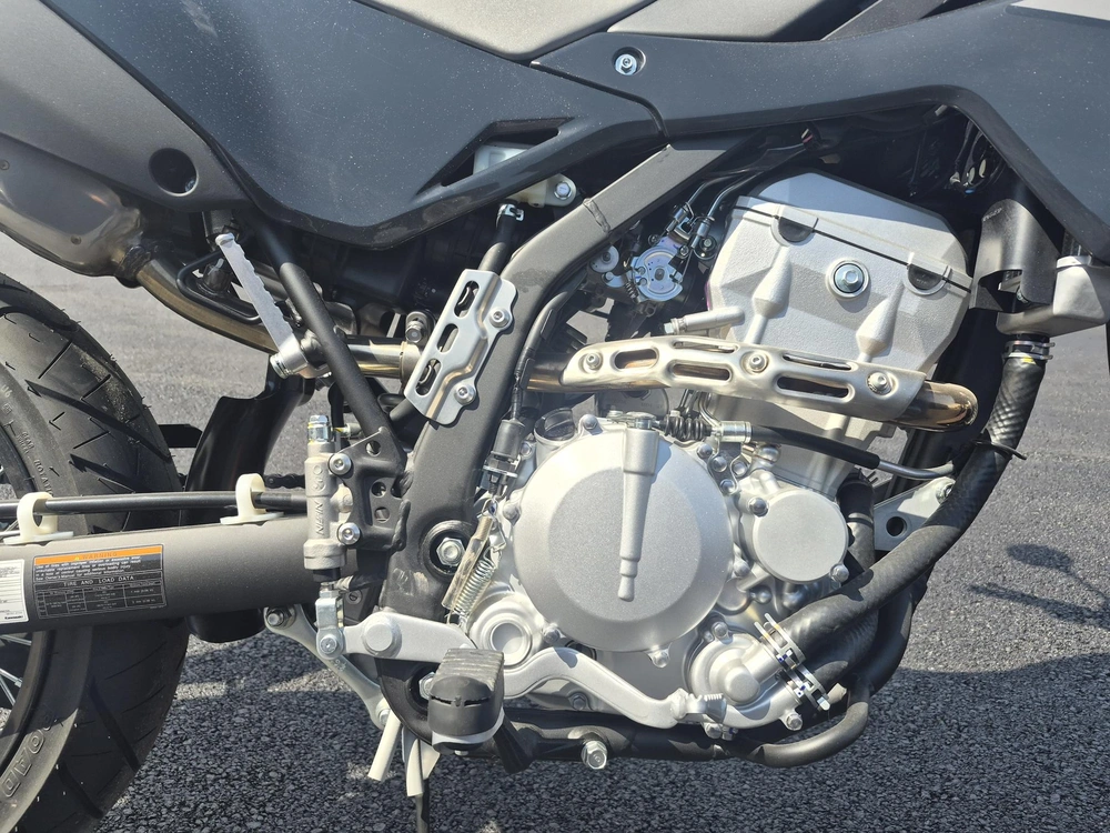 2026 Kawasaki Klx 300sm alt