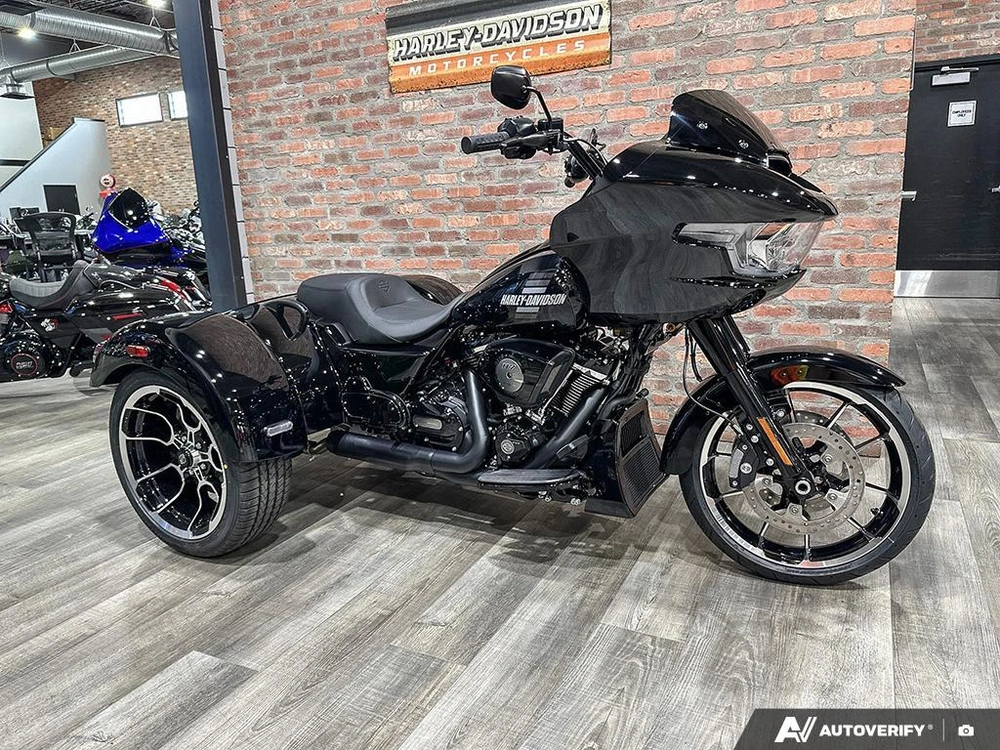 2026 Harley-davidson Road Glide 3 alt
