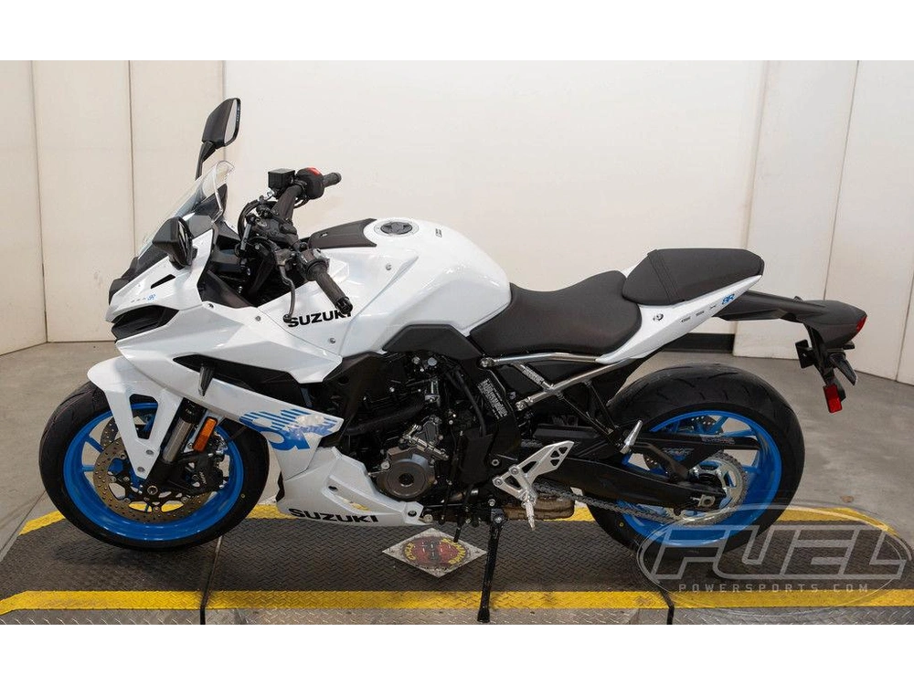 2026 Suzuki Gsx-8r alt