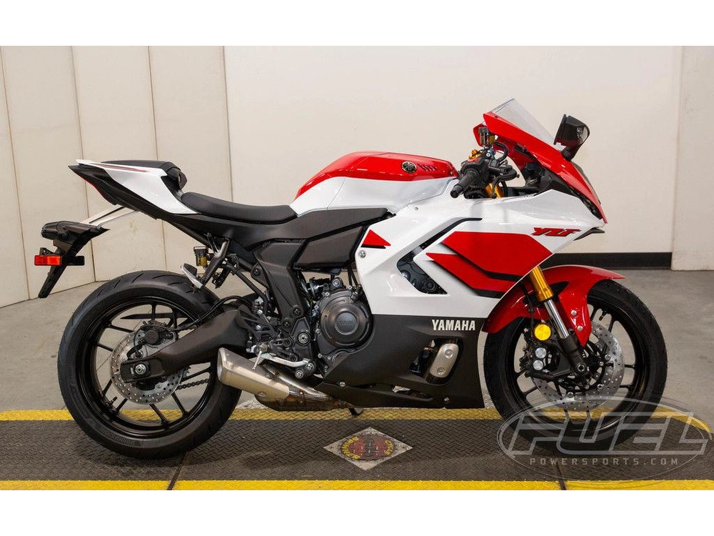 2026 Yamaha Yzf-r7 70th Anniversary Edition alt