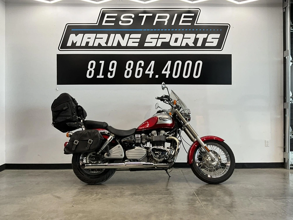 2002 Triumph Bonneville America alt