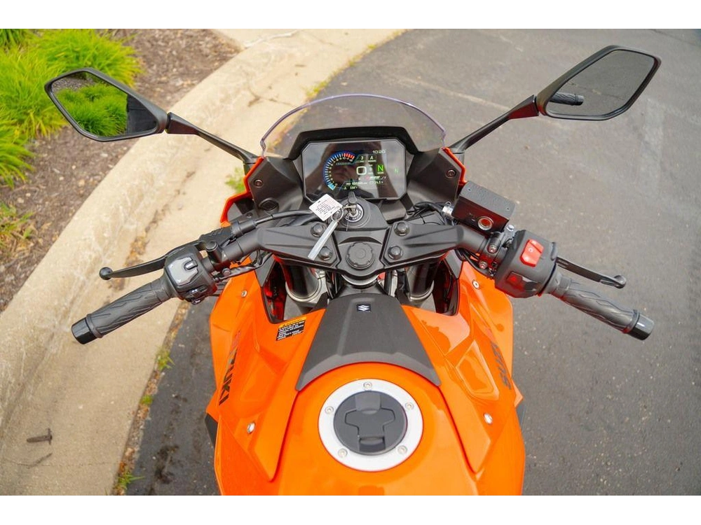 2026 Suzuki Gsx-8r alt