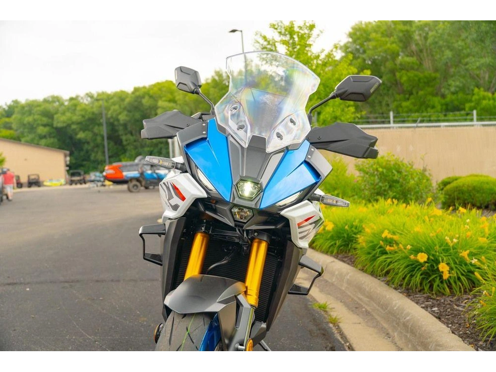 2026 Suzuki Gsx-s1000gx+ alt