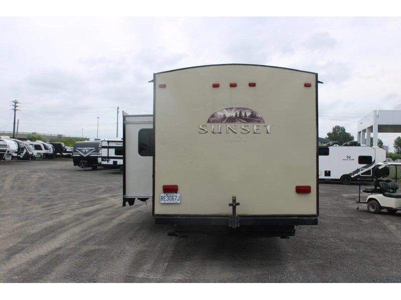 2011 Crossroads Sunset Creek 29ss alt