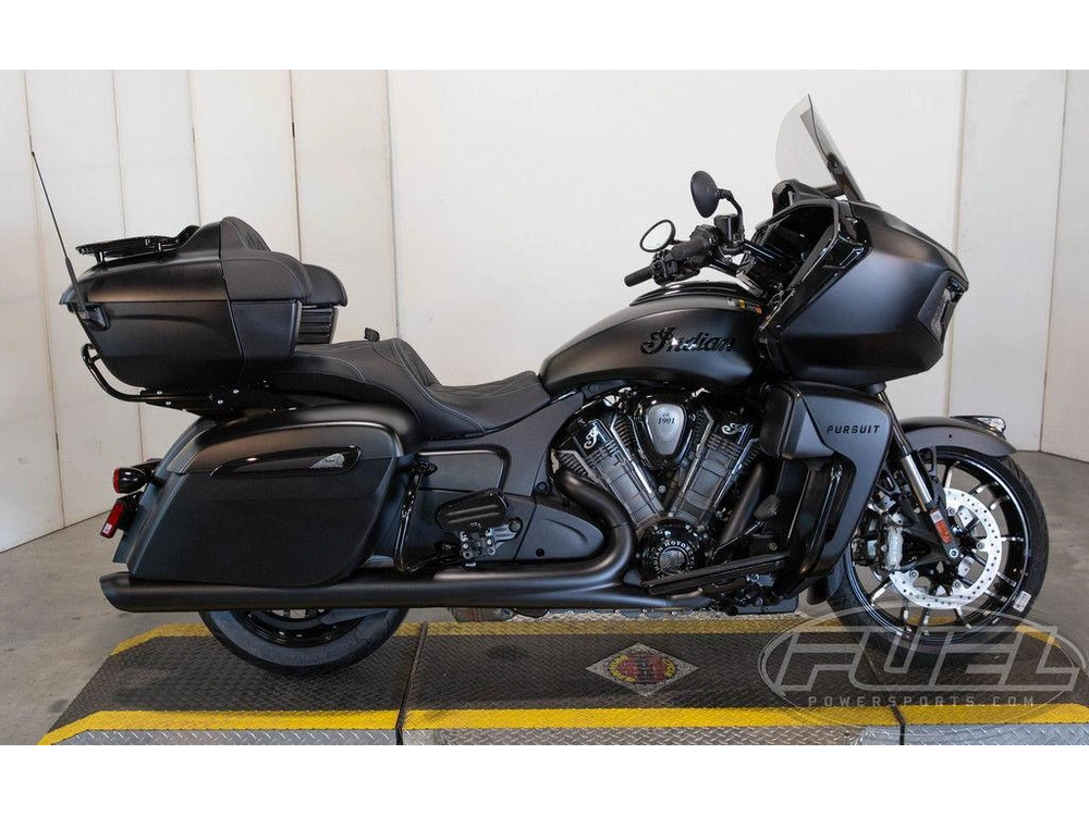 2026 Indian Motorcycle Pursuit® Dark Horse® Black Smoke alt
