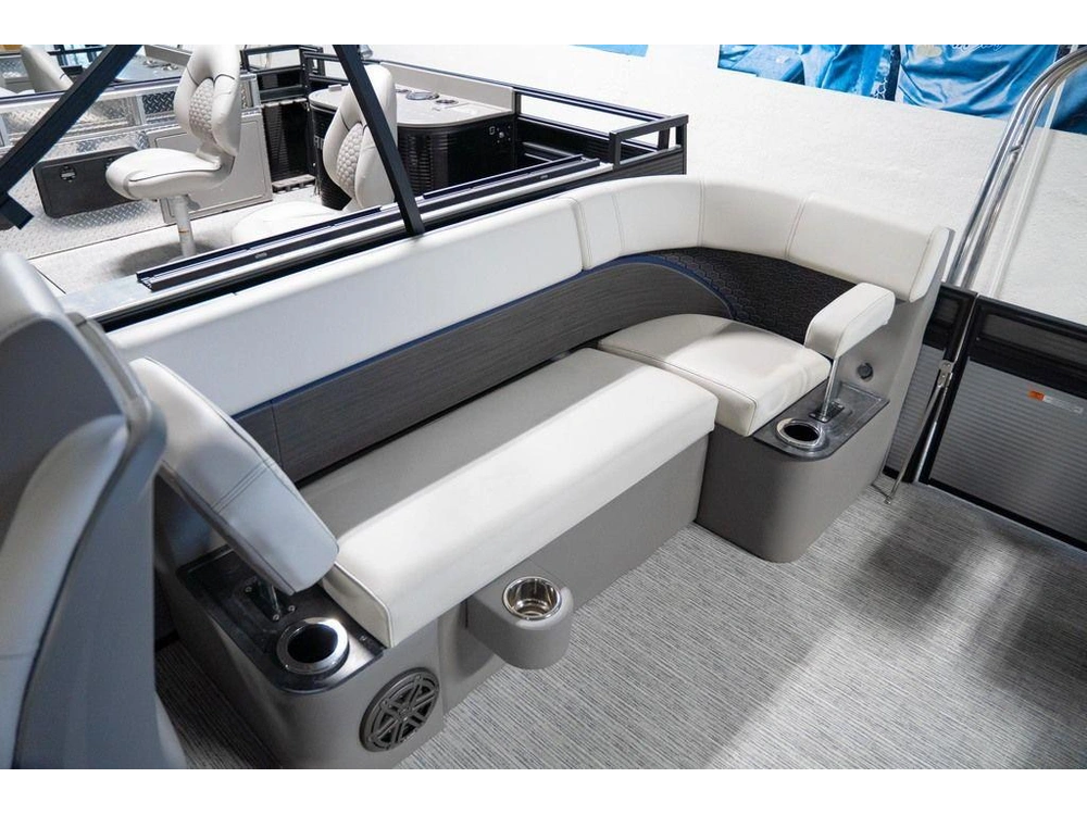 2023 Qwest Pontoons 8522 M-class Rls Rtz alt