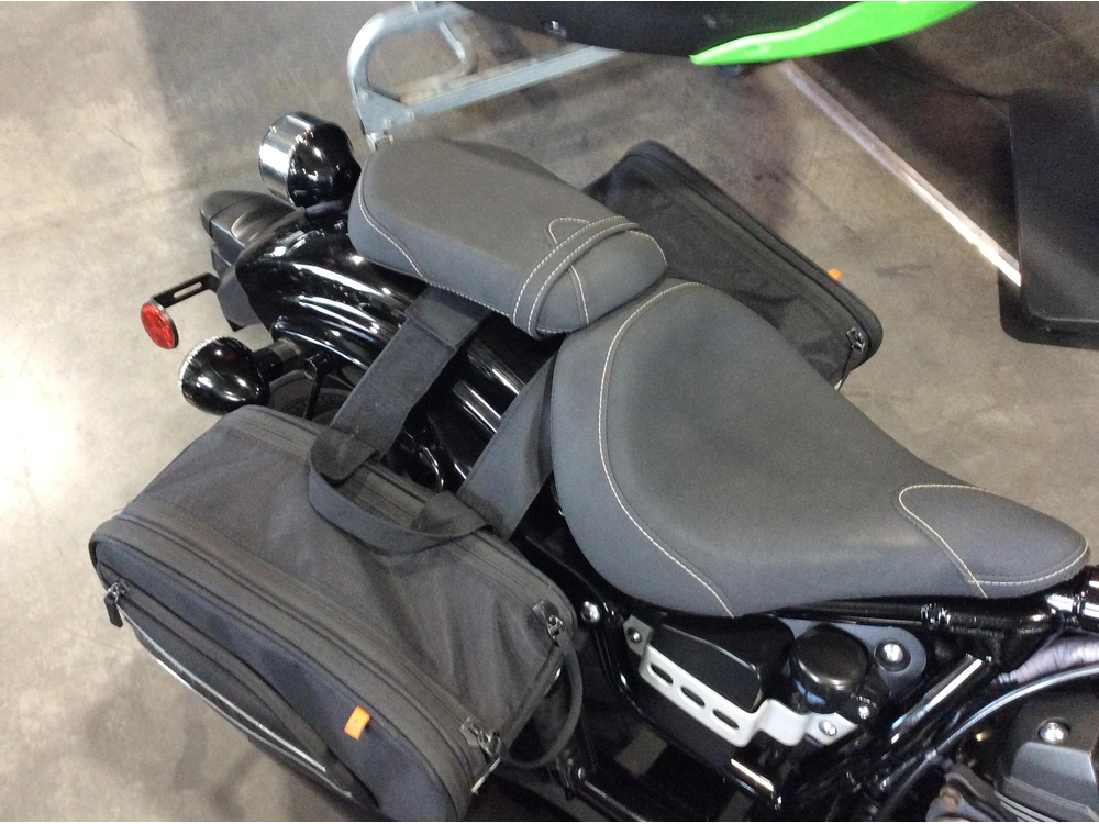 2014 Yamaha Bolt R-spec Xvs950 alt