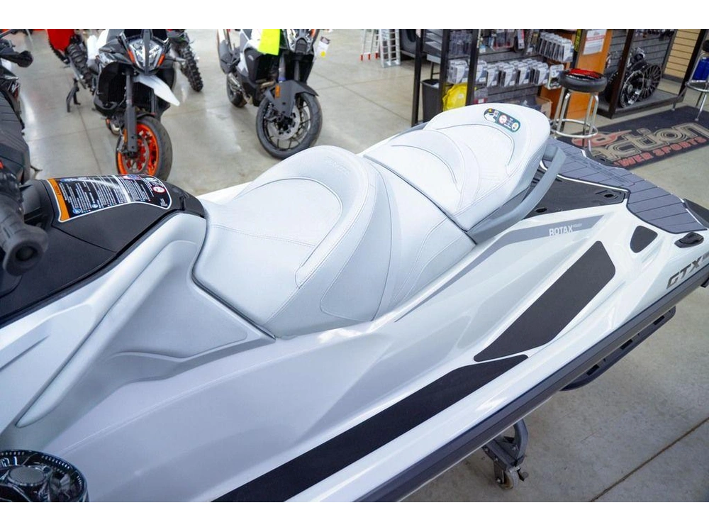 2026 Sea-doo Gtx™ Limited 325 White Pearl Premium alt