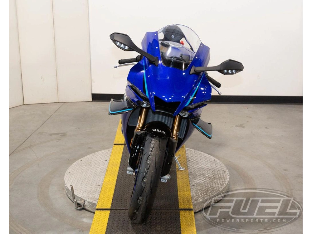 2026 Yamaha Yzf-r1 alt