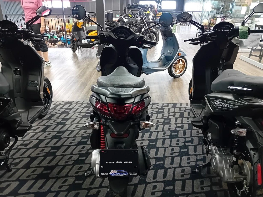 Piaggio Liberty S 50 2024 alt
