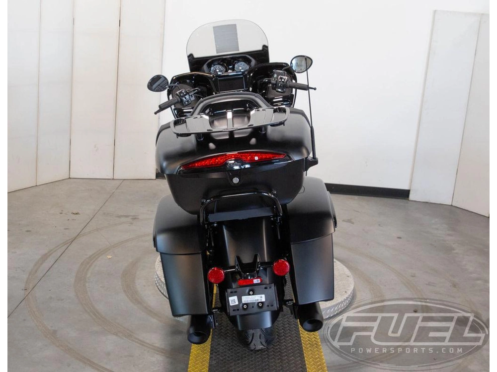 2026 Indian Motorcycle Pursuit® Dark Horse® Black Smoke alt