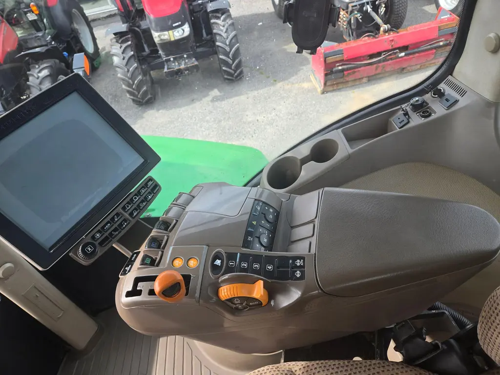 2016 John Deere 9620R