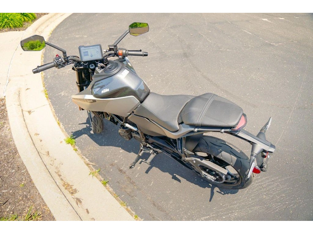 2026 Ktm 250 Duke alt