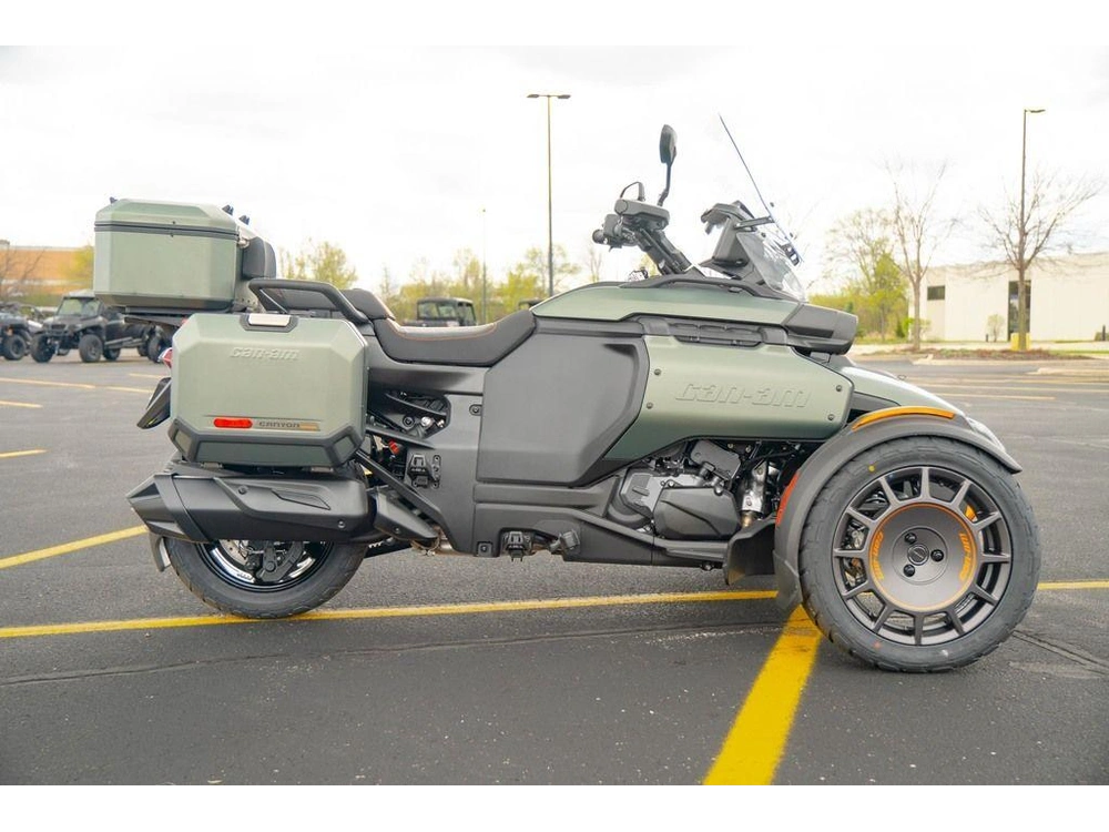 2026 Can-am Canyon Redrock alt