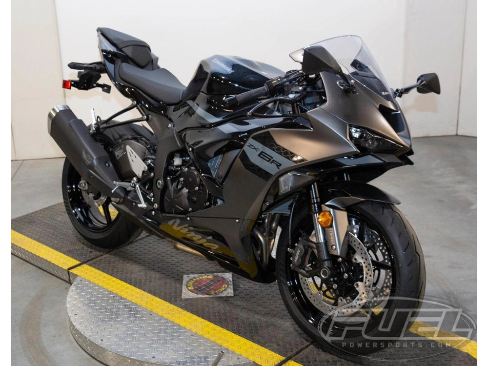 2026 Kawasaki Ninja® Zx™-6r alt