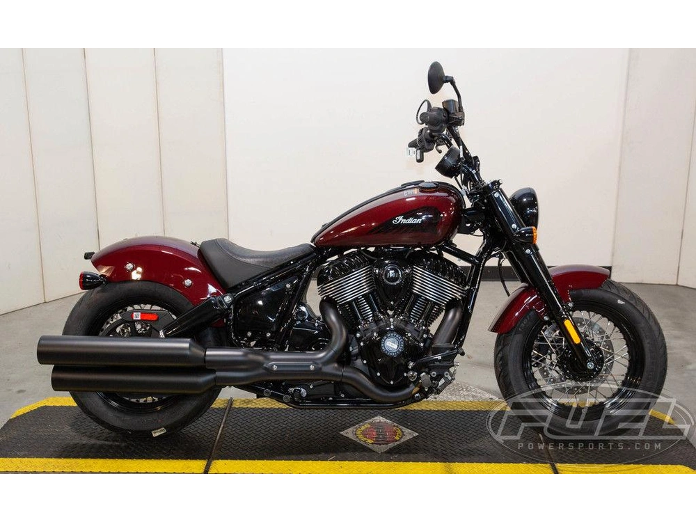 2025 Indian Motorcycle Chief® Bobber Dark Horse® Maroon Metallic alt