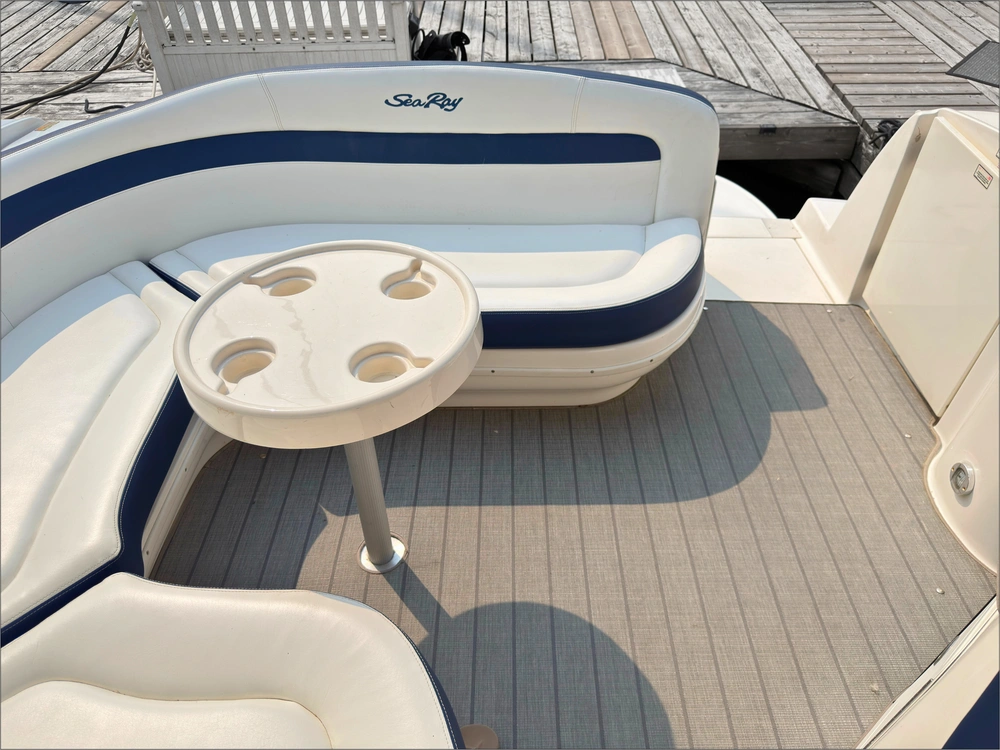 2006 Sea Ray 320 Sundancer