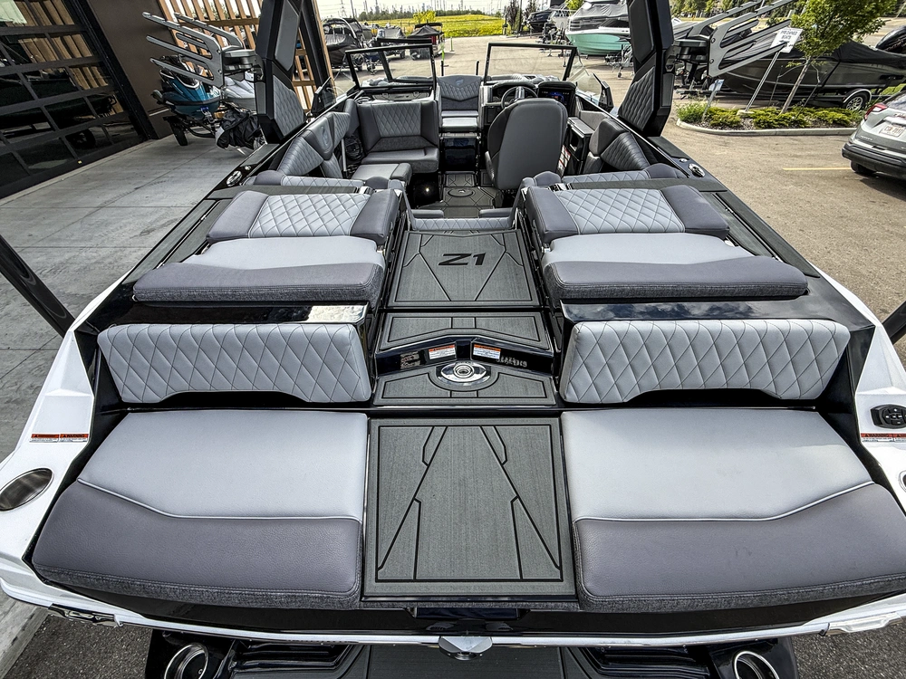 2027 Tige Boats Z1 alt
