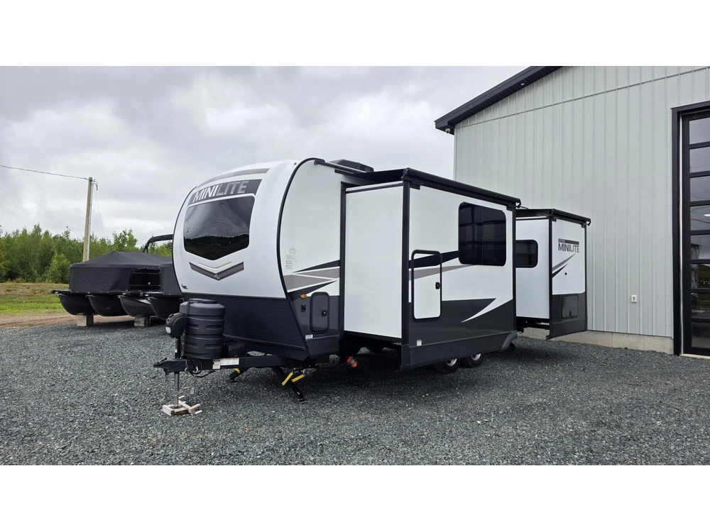 2024 Rockwood Mini Lite 2516s alt