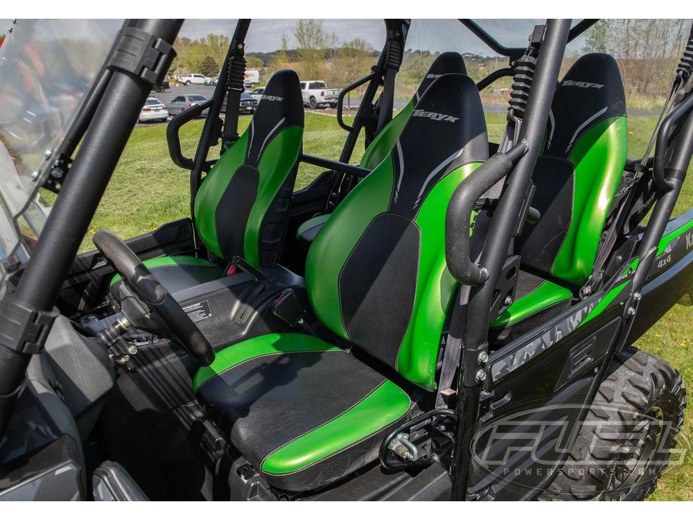 2022 Kawasaki Teryx4™ S Le Camo alt