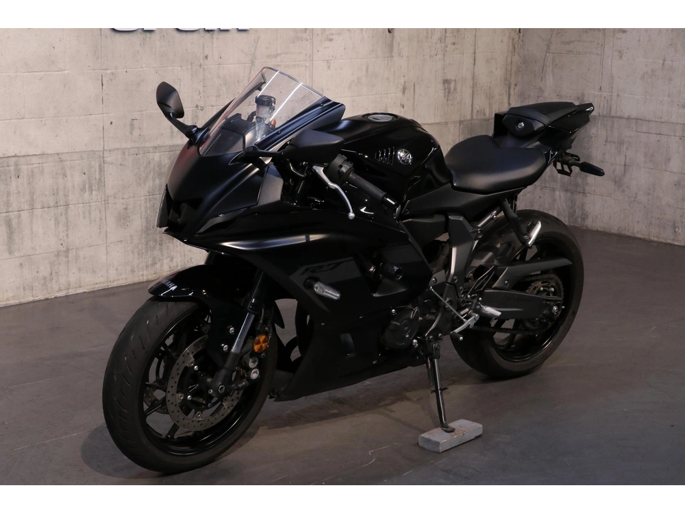2025 Yamaha Yzf-r7 alt