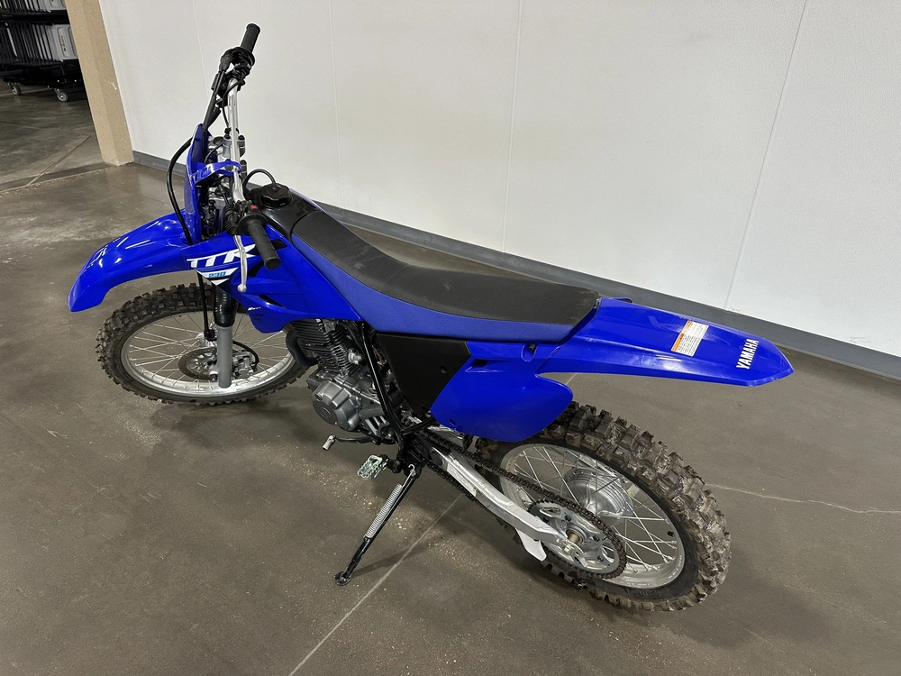 2025 Yamaha Tt-r230 alt
