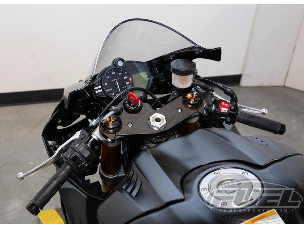 2026 Yamaha Yzf-r6 alt