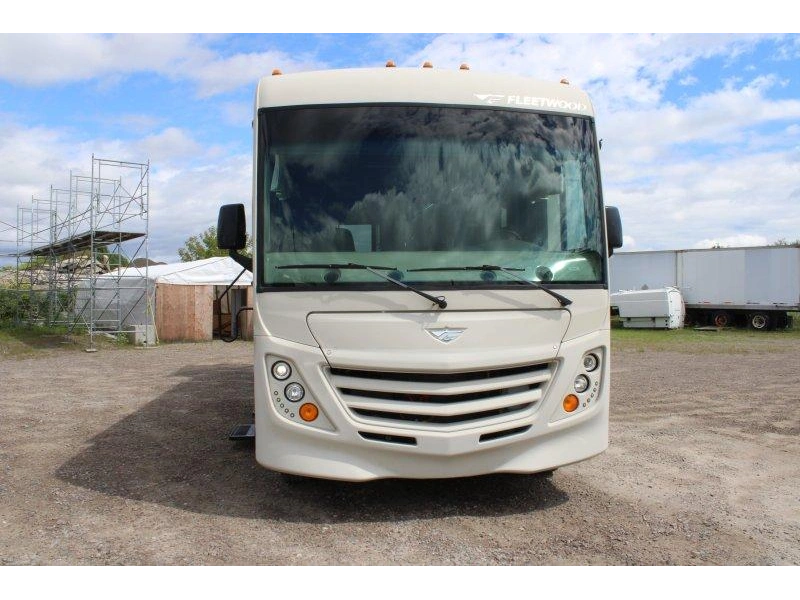 Fleetwood Flair 31a 2018 alt