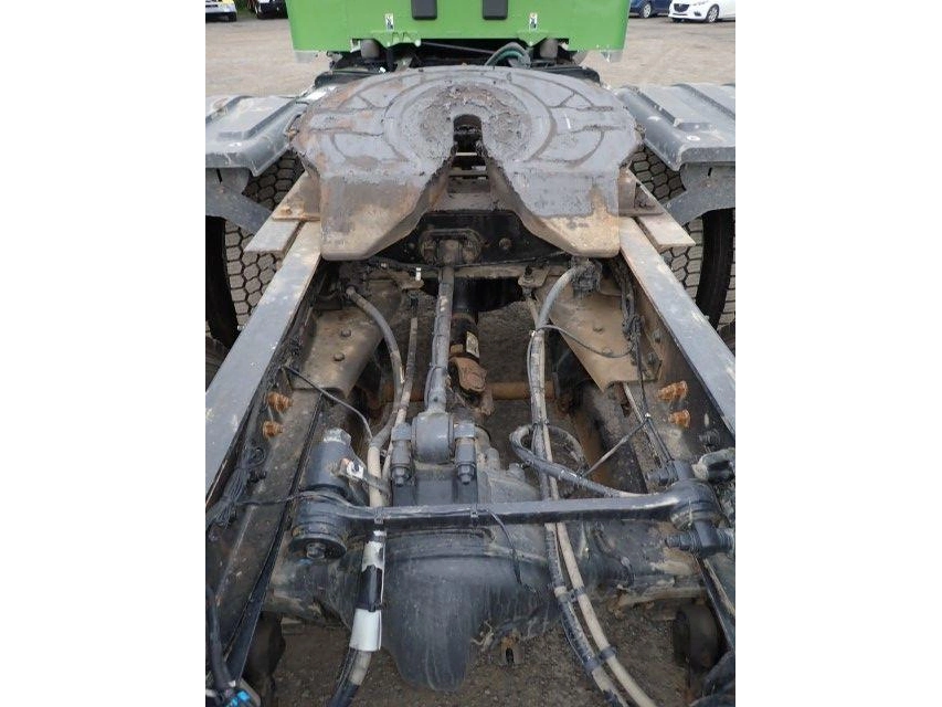 Peterbilt 589 2025