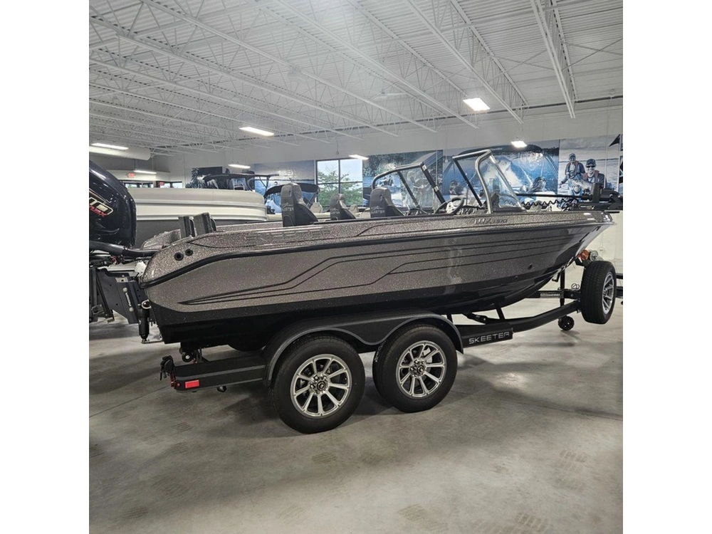 2026 Skeeter Products Wx1910 alt