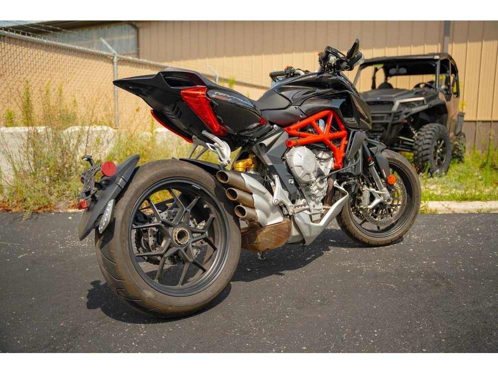 2014 Mv Agusta Rivale 800 alt