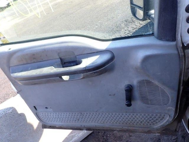 Ford F550 2003