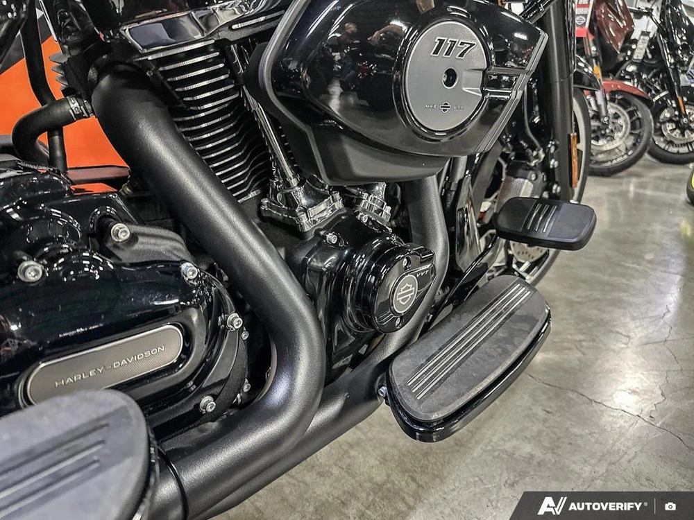 2026 Harley-davidson Road Glide 3 alt