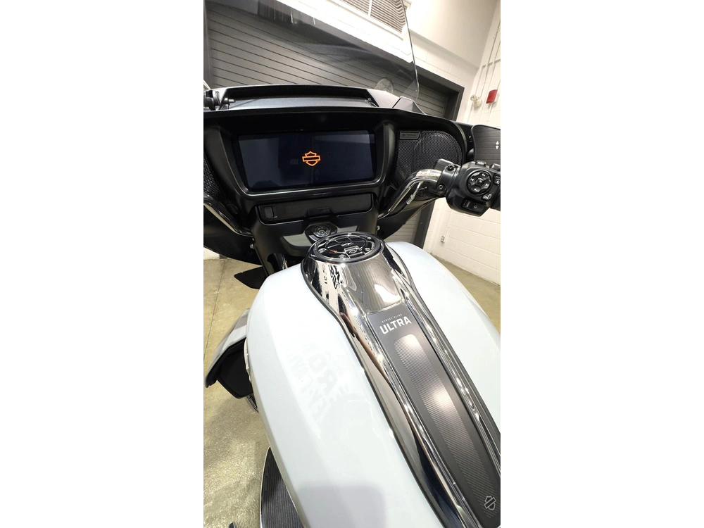 Harley-Davidson Street Glide Ultra 2025 — photo 4