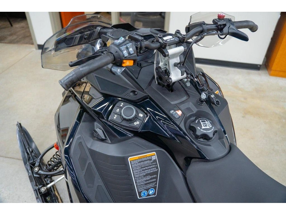 2022 Ski-doo Mxz Xrs 850 E-tec 1.25rs alt