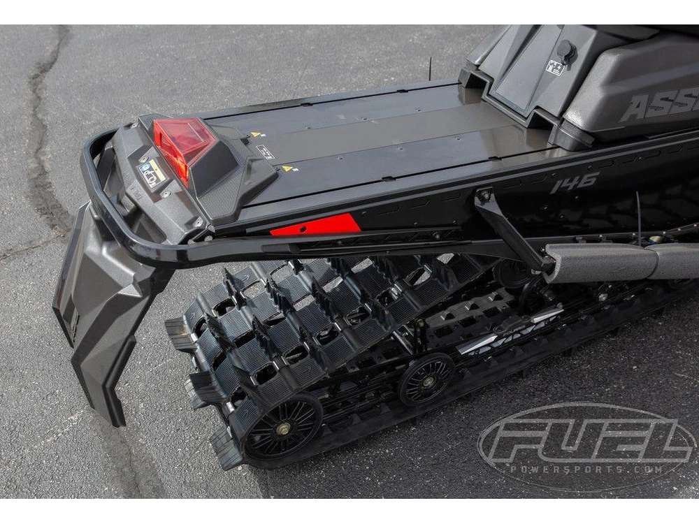 2025 Polaris Boost Switchback Assault 146 Shadow Gray / Gloss Black alt