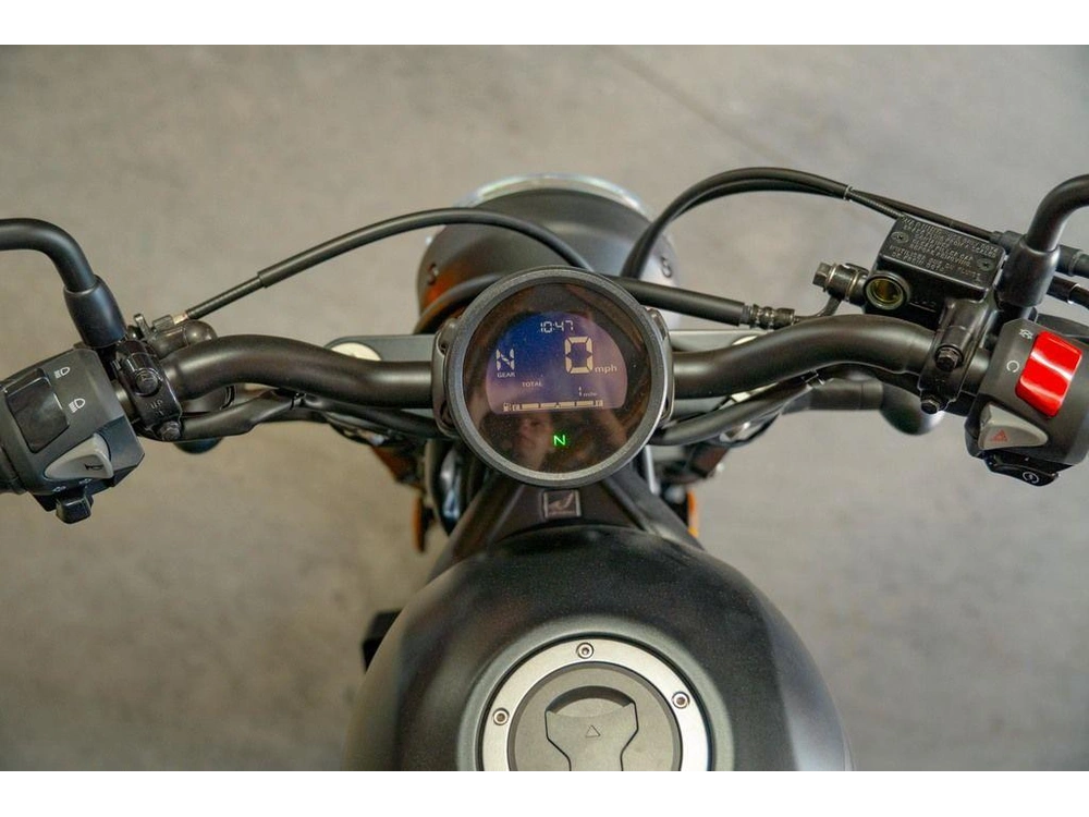 2025 Honda Rebel 300 alt