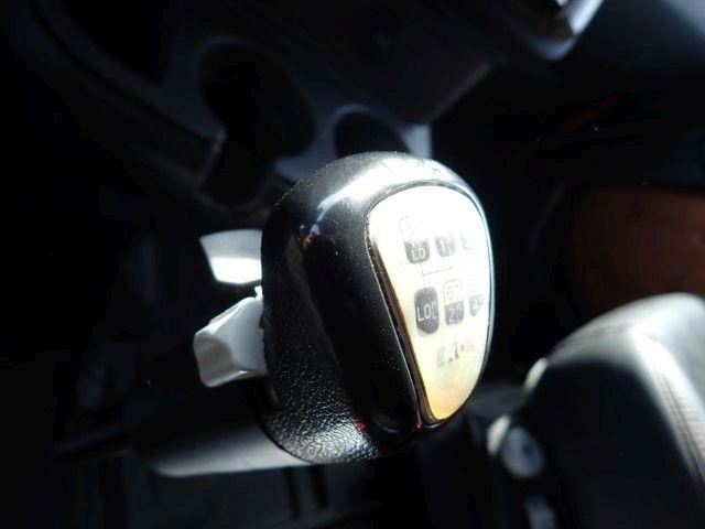 Kenworth W990 2025