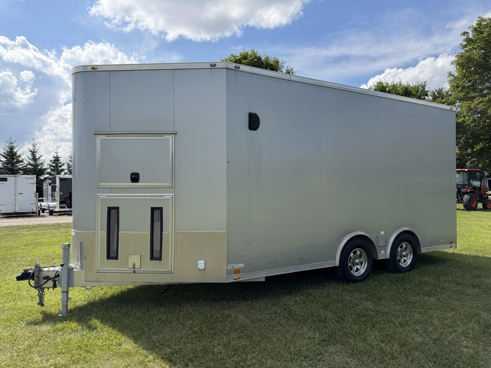 2019 Atc Aluminum Enclosed 8.5' X 16' Ta alt