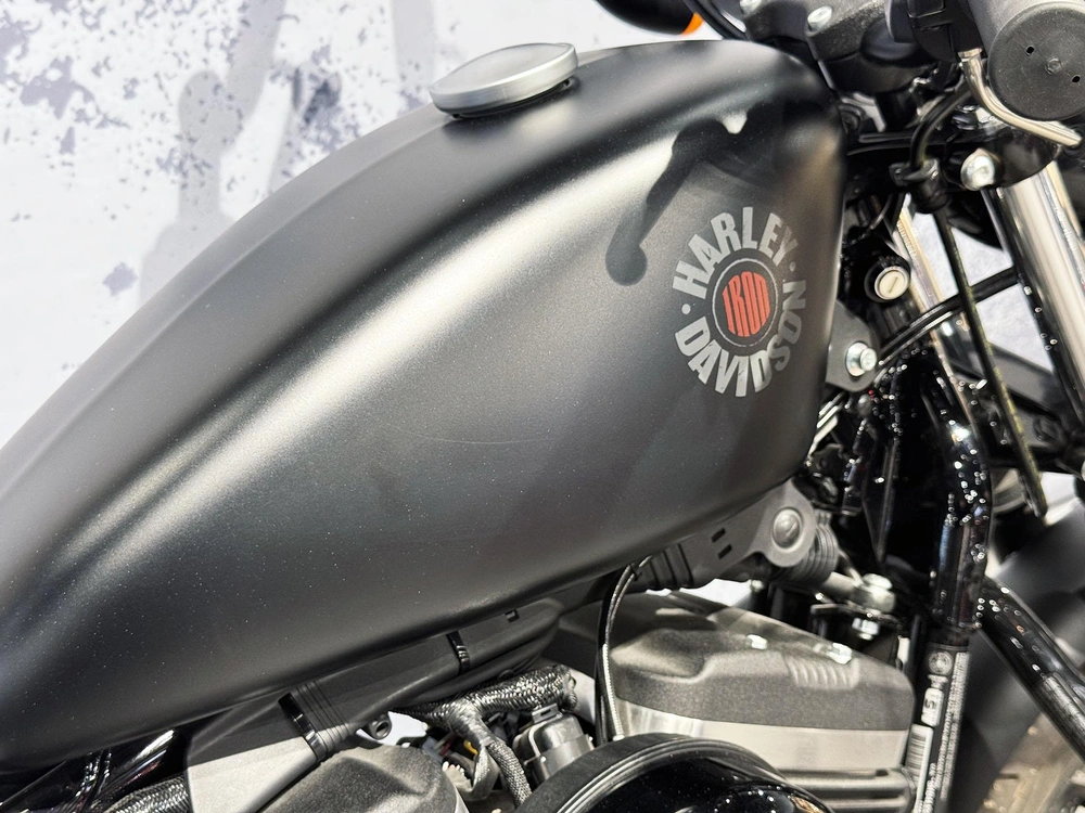 Harley-davidson Sportster Iron 883 Xl883n 2022 alt