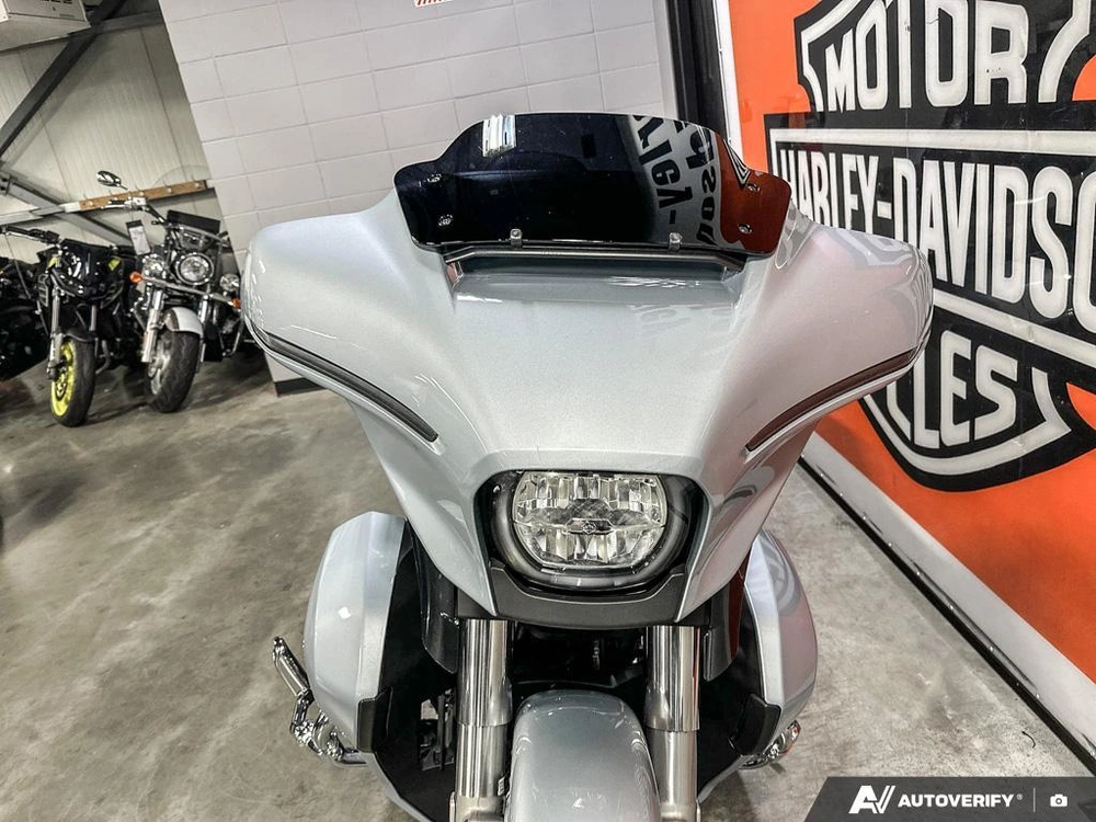 2025 Harley-davidson Street Glide alt