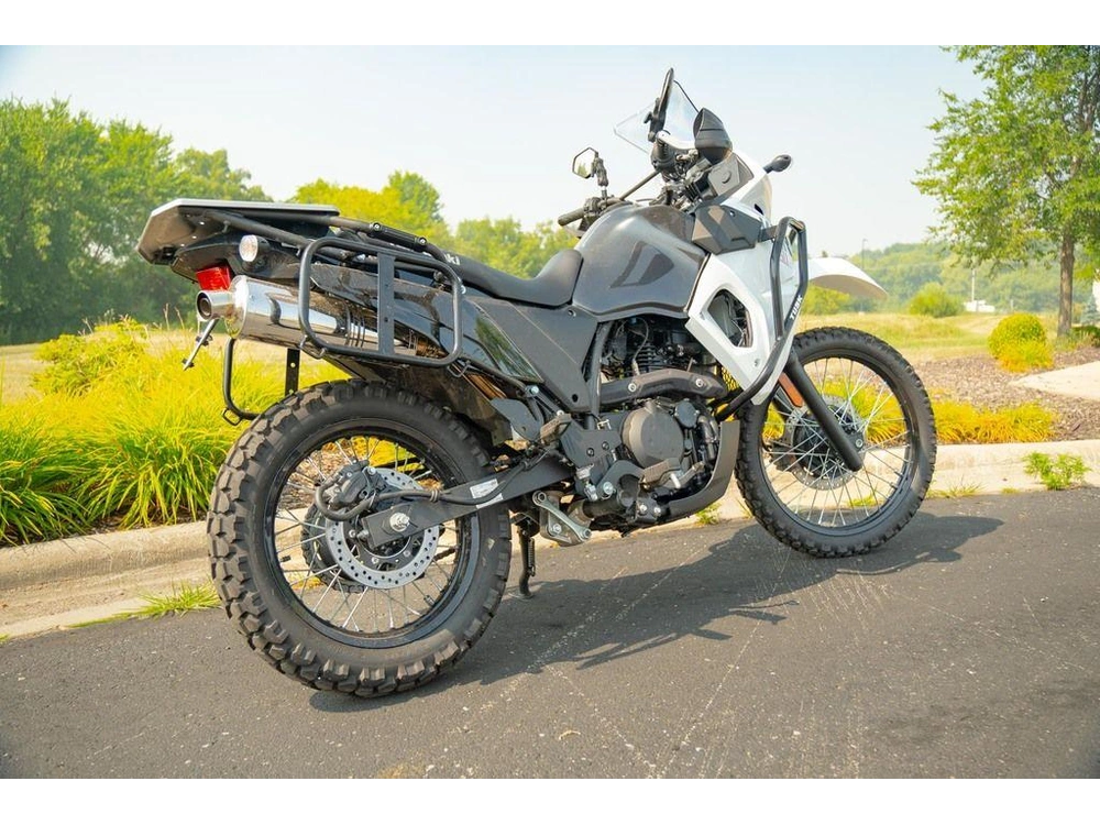 2024 Kawasaki Klr®650 alt