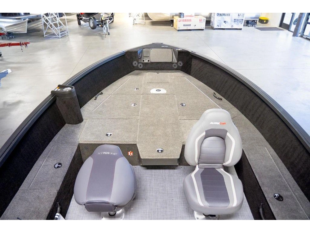 2026 Alumacraft Competitor 175x Tiller alt