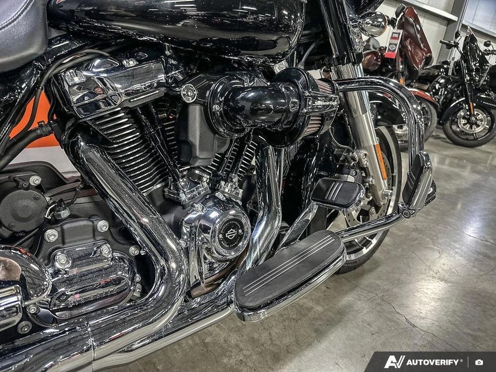 2017 Harley-davidson Street Glide Special alt