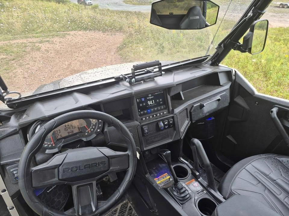 2024 Polaris General Xp 1000 Ultimate - M Silver Quartz alt