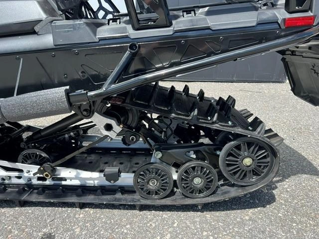 Polaris Prostar Titan Ndproblk 2027 alt